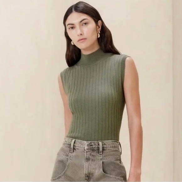 Banana Republic NWOT Merino Ribbed Mock Neck Sleeveless Sweater - Picture 1 of 6